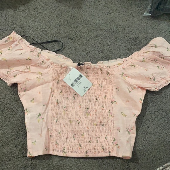 Floral Off the Shoulder Top - Picture 4 of 5